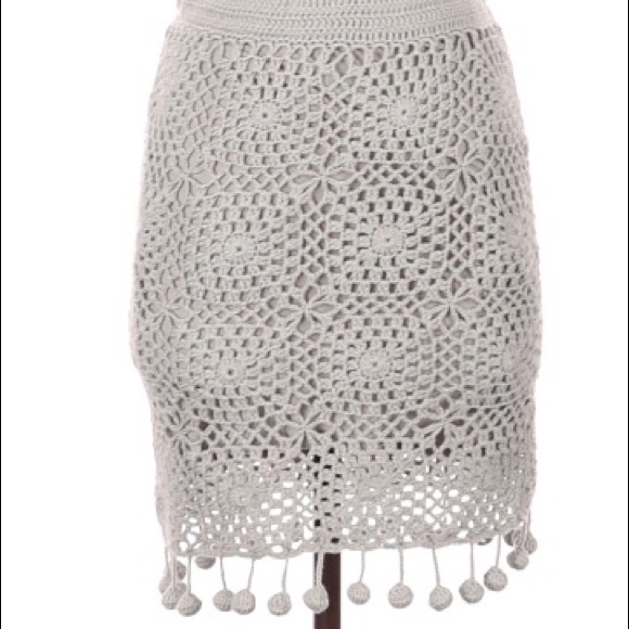 Festival Crochet Pom Pom Mini Skirt - Picture 5 of 6